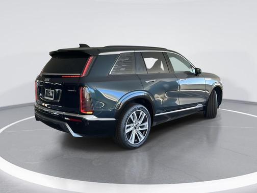 Emerald Lake Metallic 2026 Cadillac VISTIQ Luxury