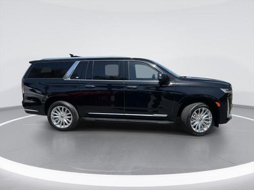 2022 Cadillac Escalade ESV Premium Luxury