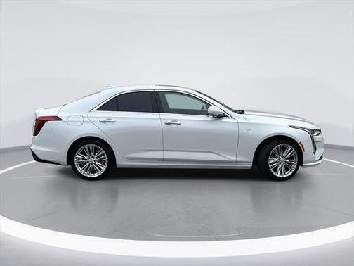 2023 Cadillac CT4 Premium Luxury