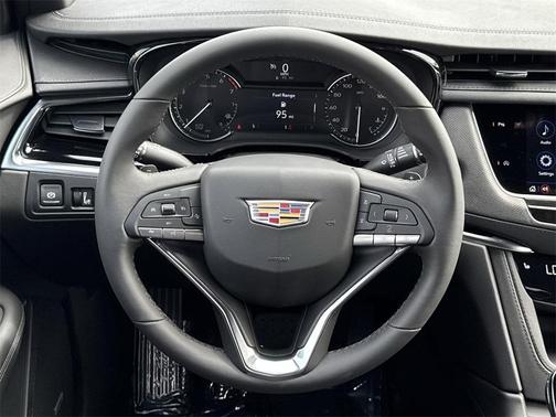 2025 Cadillac XT6 Luxury FWD