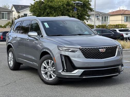 2025 Cadillac XT6 Luxury FWD