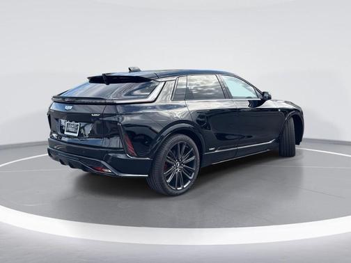 2026 Cadillac LYRIQ V Premium