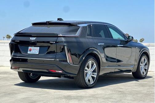 Stellar Black Metallic 2024 Cadillac LYRIQ Tech