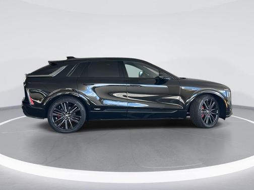 2026 Cadillac LYRIQ V Premium