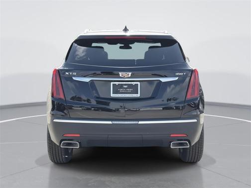 2025 Cadillac XT5 Luxury