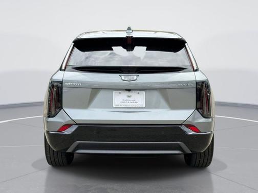 Argent Silver Metallic 2025 Cadillac OPTIQ Sport 2 AWD
