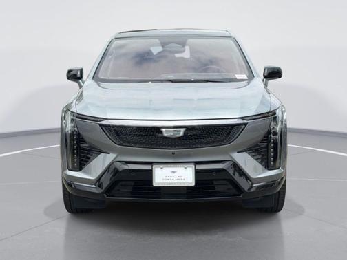 Argent Silver Metallic 2025 Cadillac OPTIQ Sport 2 AWD
