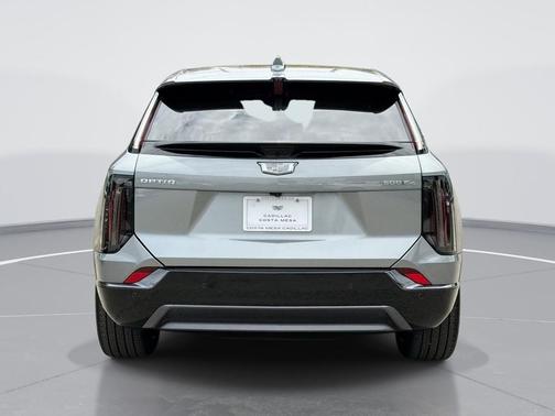 Argent Silver Metallic 2025 Cadillac OPTIQ Sport 2 AWD