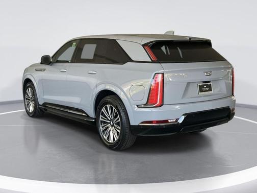 Luna Metallic 2026 Cadillac Escalade IQ Sport