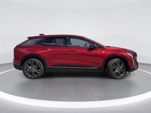 2025 Cadillac OPTIQ Sport 2 AWD