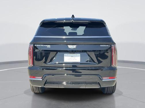 2026 Cadillac Escalade IQ Luxury