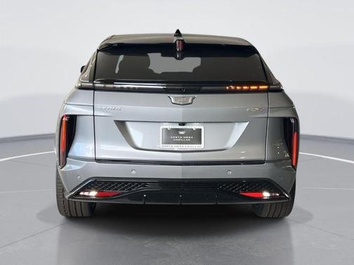 Argent Silver Metallic 2026 Cadillac LYRIQ V