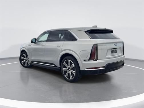 2025 Cadillac Escalade IQ Luxury 2