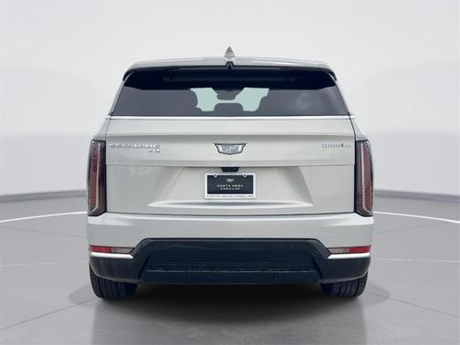 2025 Cadillac Escalade IQ Luxury 2