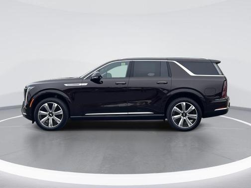 2026 Cadillac Escalade IQL Luxury