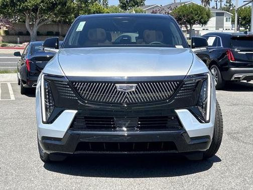 2025 Cadillac Escalade IQ Sport 2