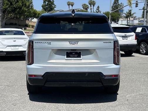 2025 Cadillac Escalade IQ Sport 2