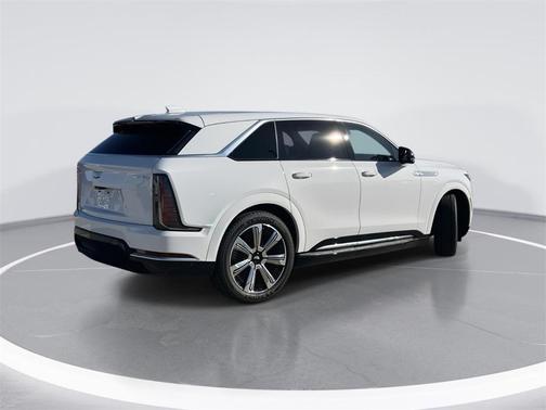 2025 Cadillac Escalade IQ Luxury 2