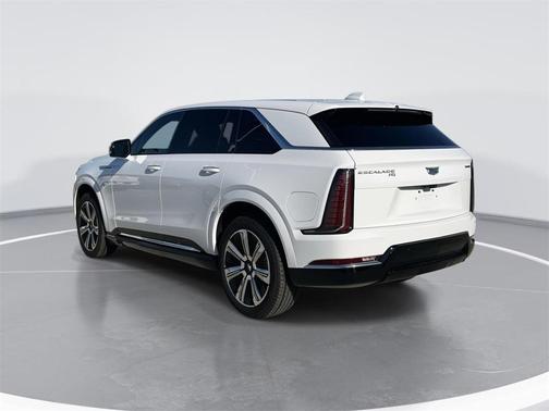 2025 Cadillac Escalade IQ Luxury 2