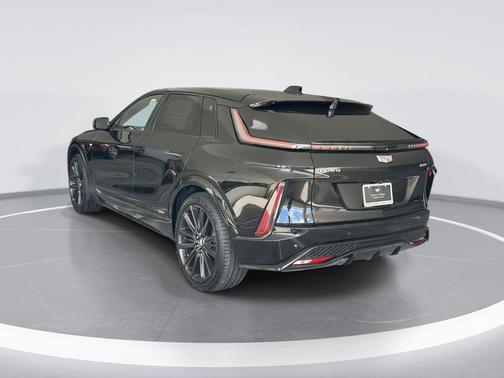 2026 Cadillac LYRIQ V