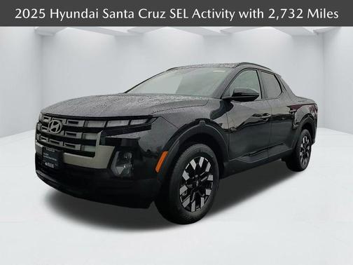 2025 Hyundai SANTA CRUZ SEL Activity