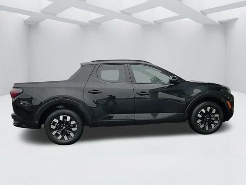 2025 Hyundai SANTA CRUZ SEL Activity