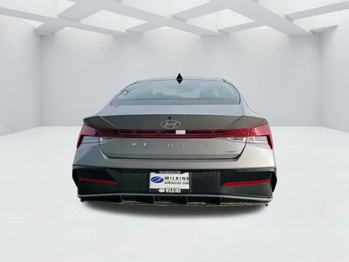 2025 Hyundai ELANTRA HEV Limited