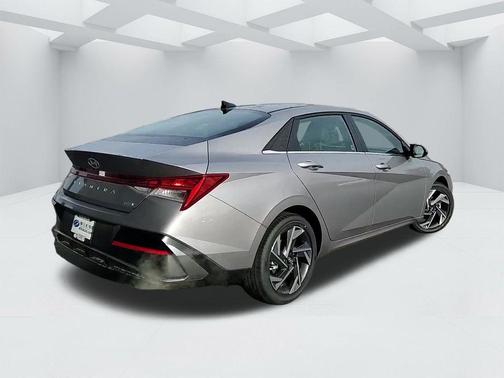 2025 Hyundai ELANTRA HEV Limited