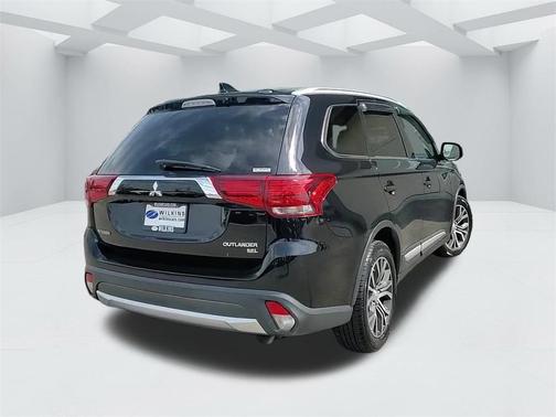 2017 Mitsubishi Outlander SEL
