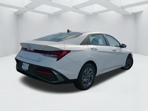 2025 Hyundai ELANTRA HEV Blue
