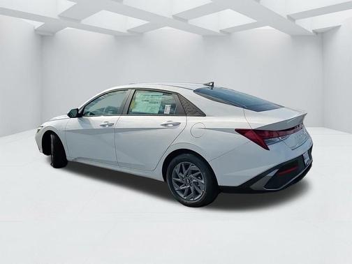 2025 Hyundai ELANTRA HEV Blue