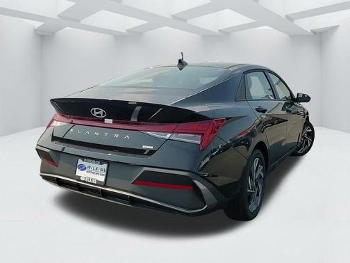 2025 Hyundai ELANTRA HEV SEL Sport