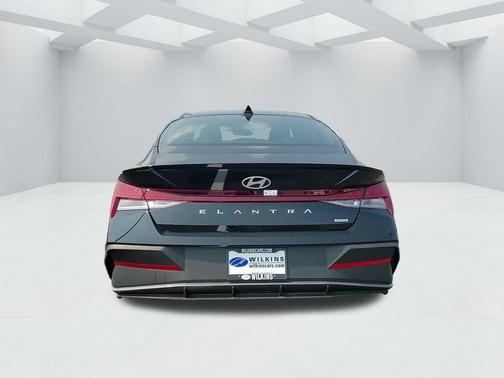 2025 Hyundai ELANTRA HEV SEL Sport
