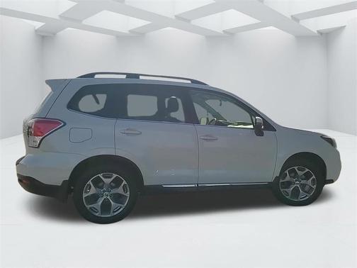 2017 Subaru Forester 2.5i Touring