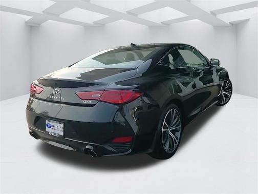 2017 INFINITI Q60 2.0T