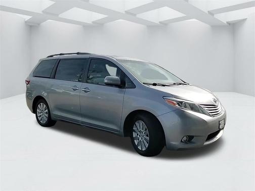 2016 Toyota Sienna Limited Premium