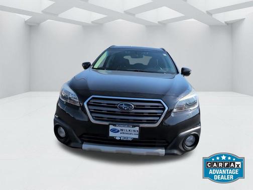 Crystal Black Silica 2017 Subaru Outback 3.6R Touring