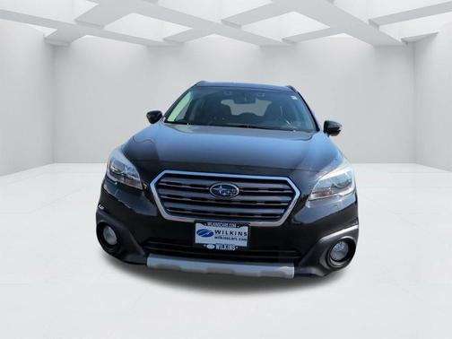 Crystal Black Silica 2017 Subaru Outback 3.6R Touring