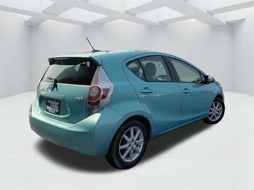 2014 Toyota Prius c Four