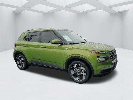 2023 Hyundai VENUE SEL