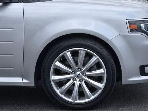 Ingot Silver Metallic 2014 Ford Flex Limited w/EcoBoost