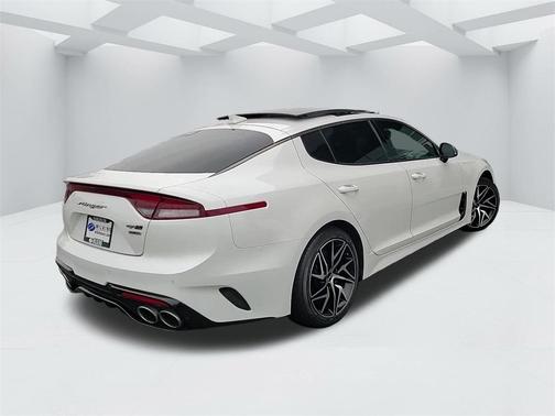 2022 Kia Stinger GT-Line