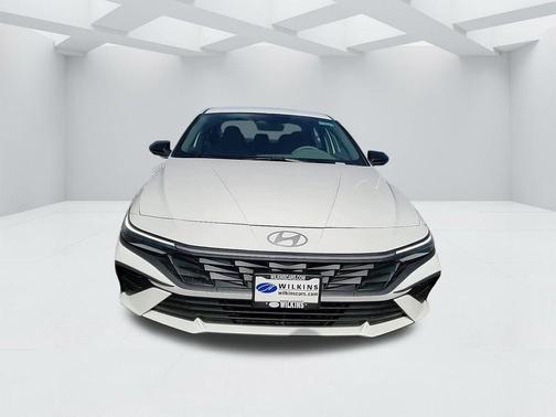 2025 Hyundai ELANTRA HEV SEL Sport