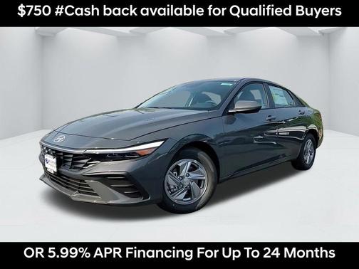 2025 Hyundai ELANTRA SE