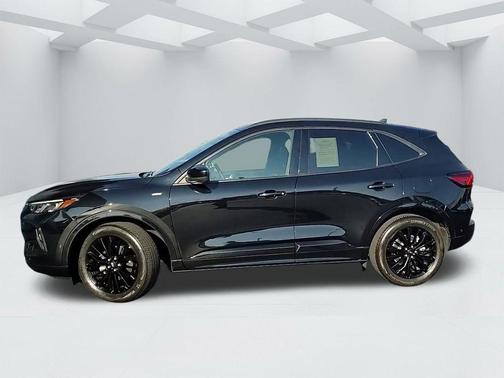 2023 Ford Escape ST-Line Elite