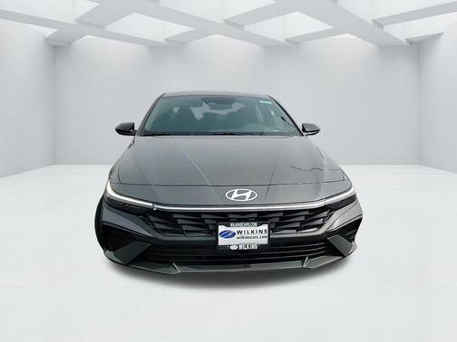 2025 Hyundai ELANTRA HEV SEL Sport