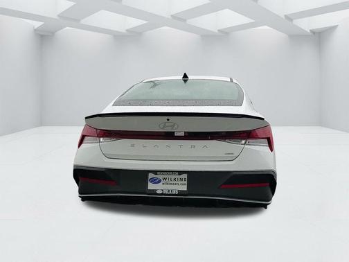 2025 Hyundai ELANTRA HEV SEL Sport