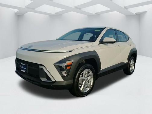2025 Hyundai KONA SE