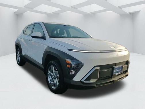 2025 Hyundai KONA SE
