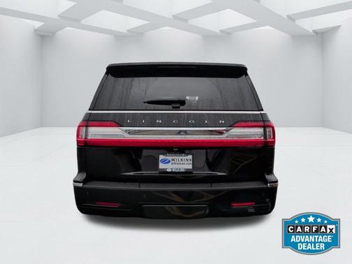Black Metallic 2019 Lincoln Navigator L Reserve